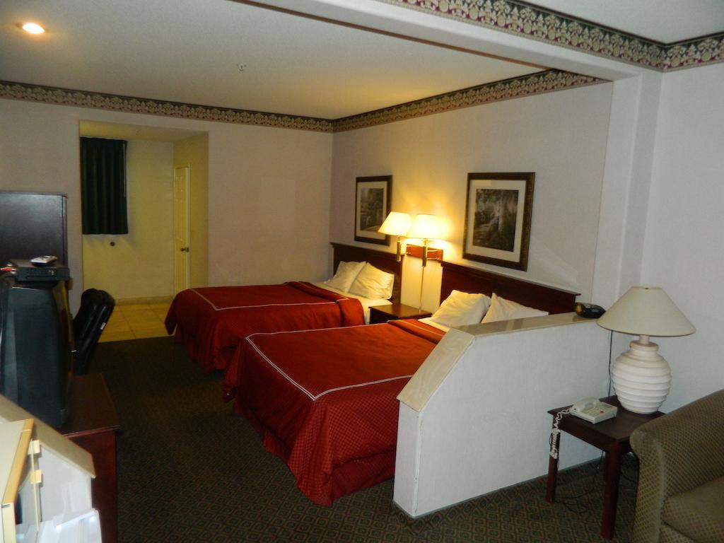 Capital Suites Blythe Room photo