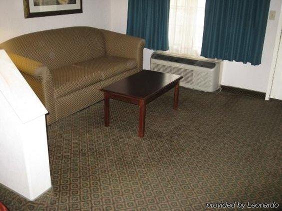 Capital Suites Blythe Room photo
