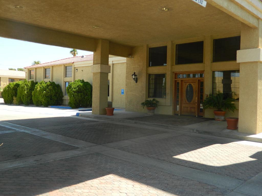 Capital Suites Blythe Exterior photo