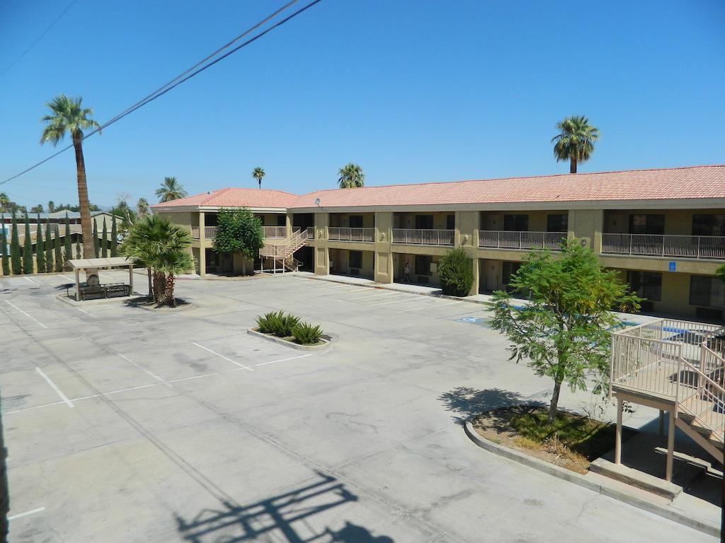 Capital Suites Blythe Exterior photo
